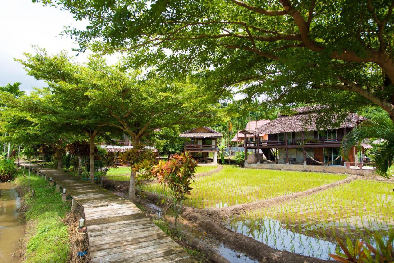 เฮินไต รีสอร์ท แม่ลาน้อย Ban Mae La Noi Exterior photo